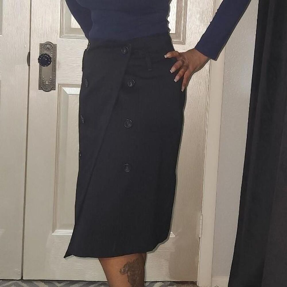 United Colors of Benetton Navy Blue Striped Buttoned Wrap Skirt Size 6 - Picture 2 of 8